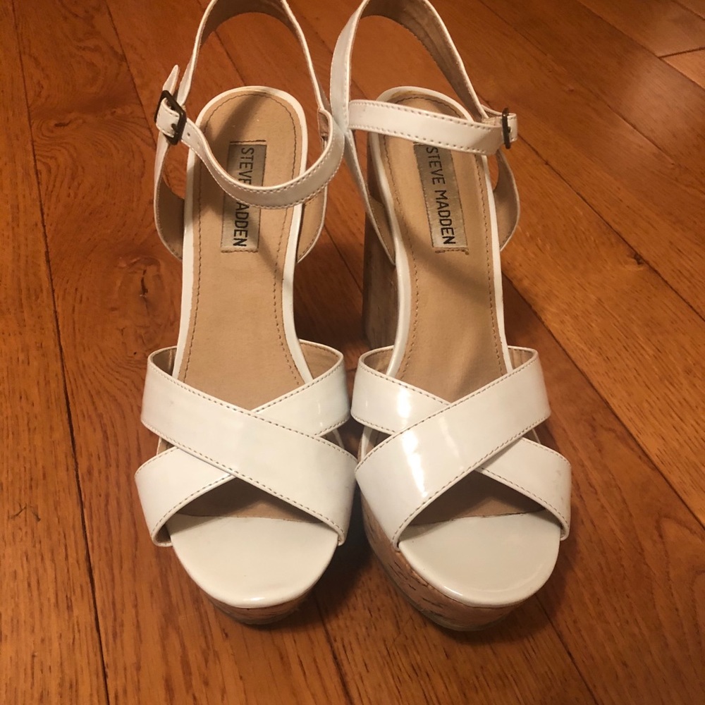 Steve Madden White Wedges Size 8